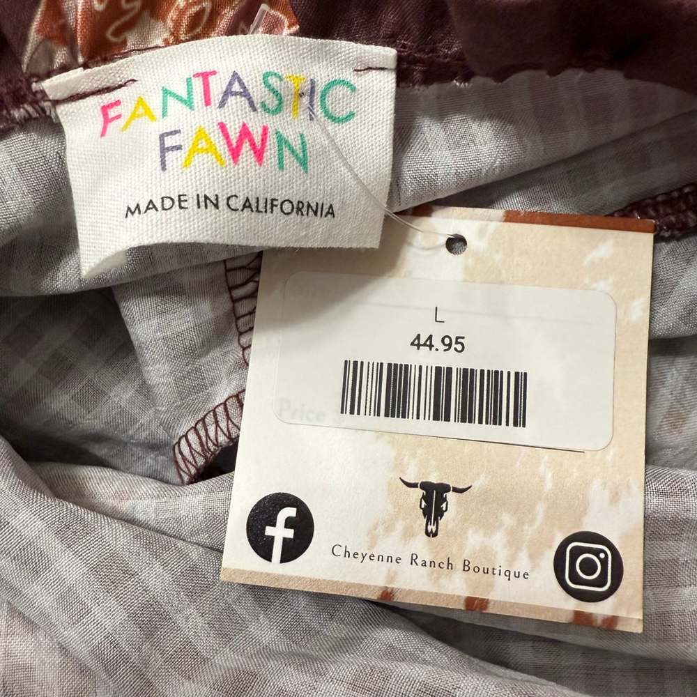 Fantastic Fawn Blouse Size L Brown with Boot Print - Picture 8 of 9